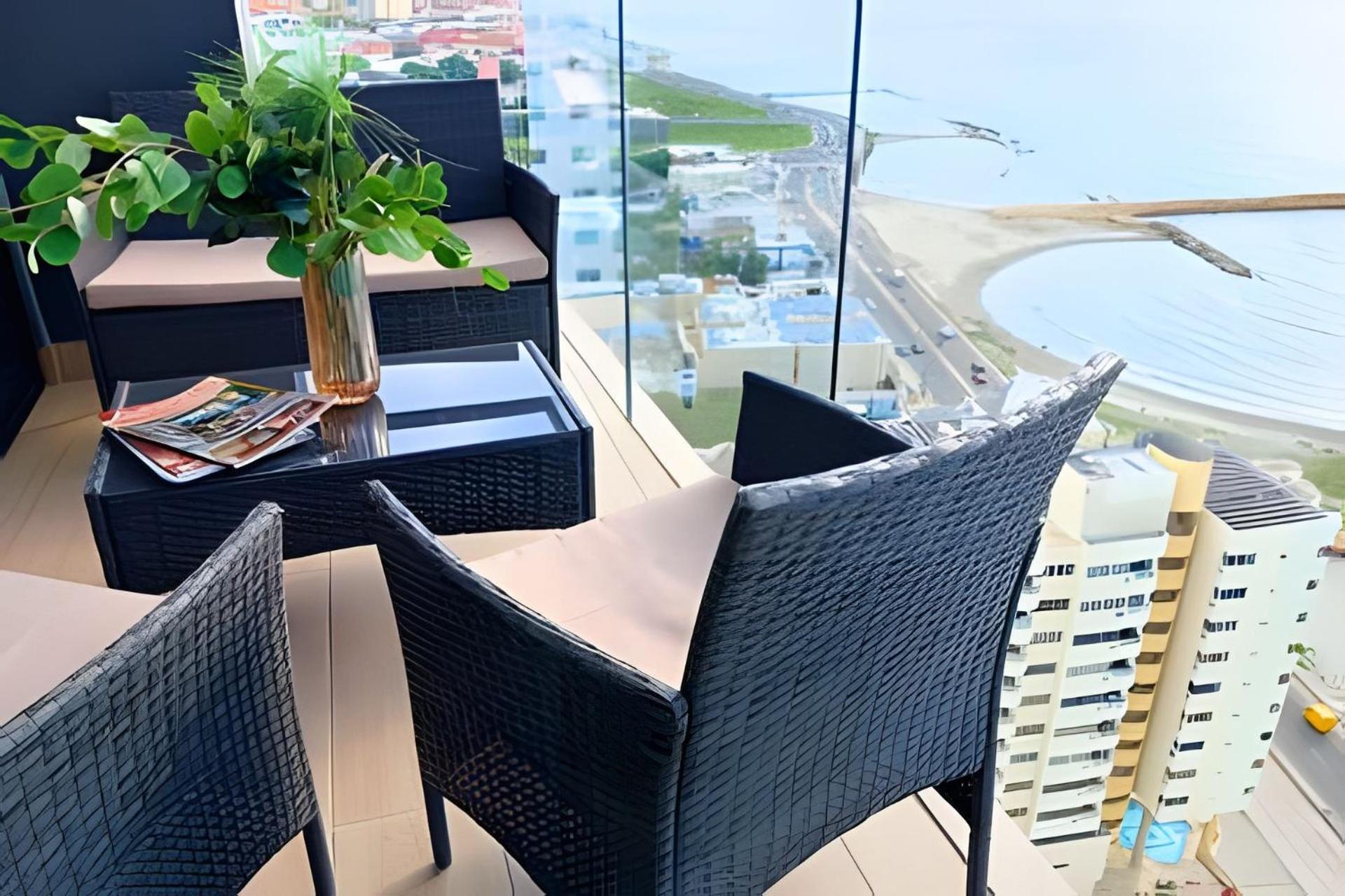 Oceanfront Gem By Walled City, Spectacular Views Apartamento *