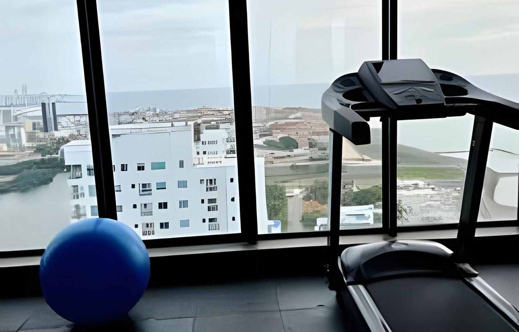 Oceanfront Gem By Walled City, Spectacular Views Apartment