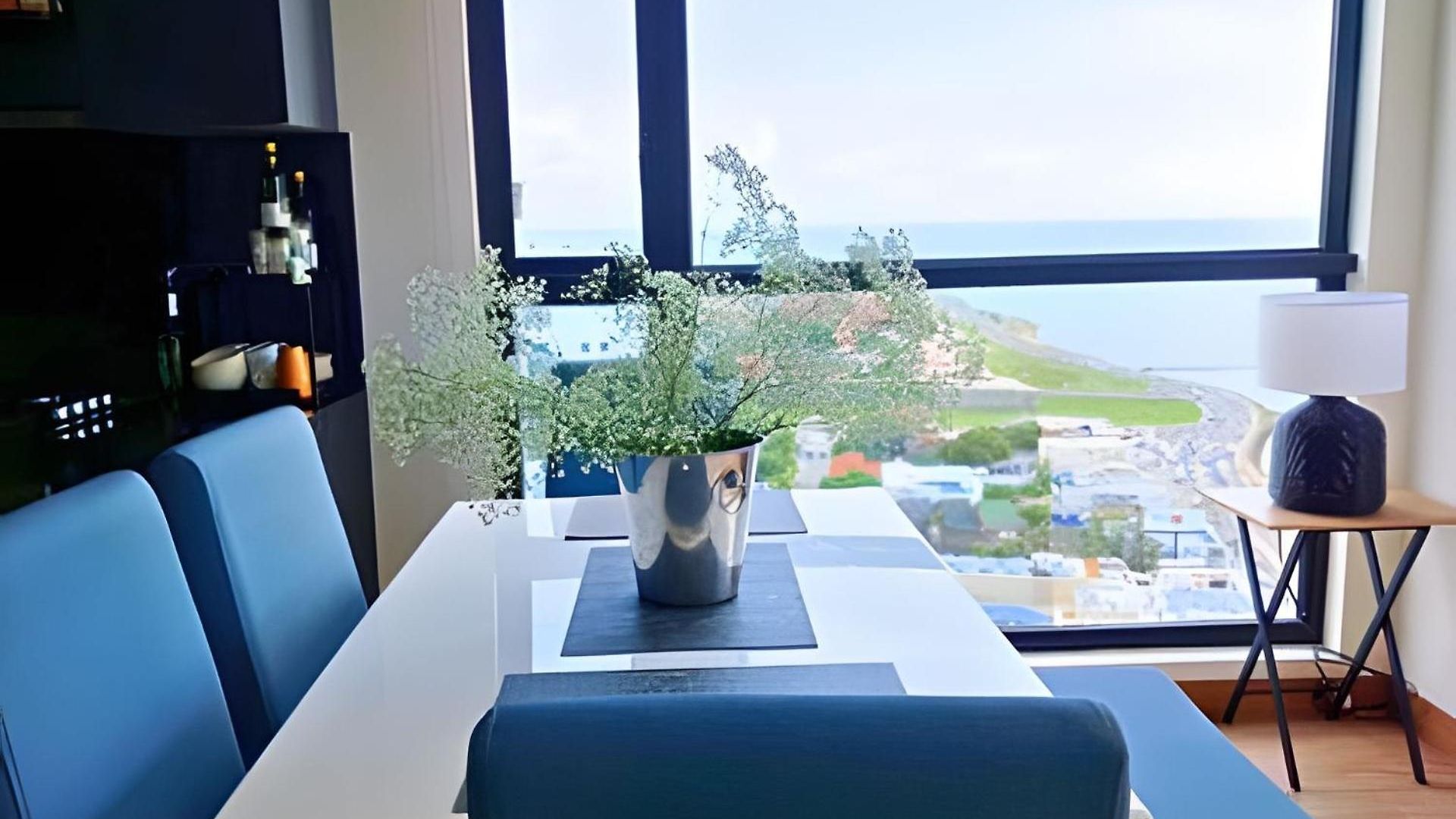 Oceanfront Gem By Walled City, Spectacular Views