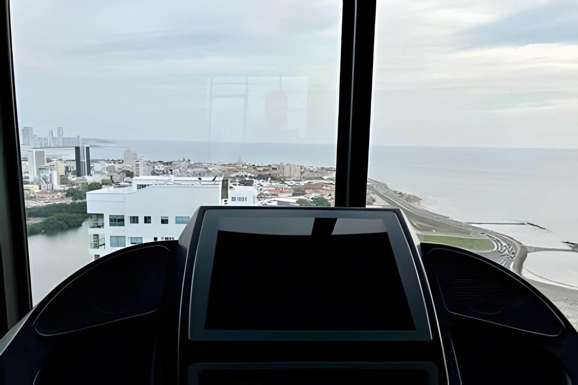 Apartamento Oceanfront Gem By Walled City, Spectacular Views *