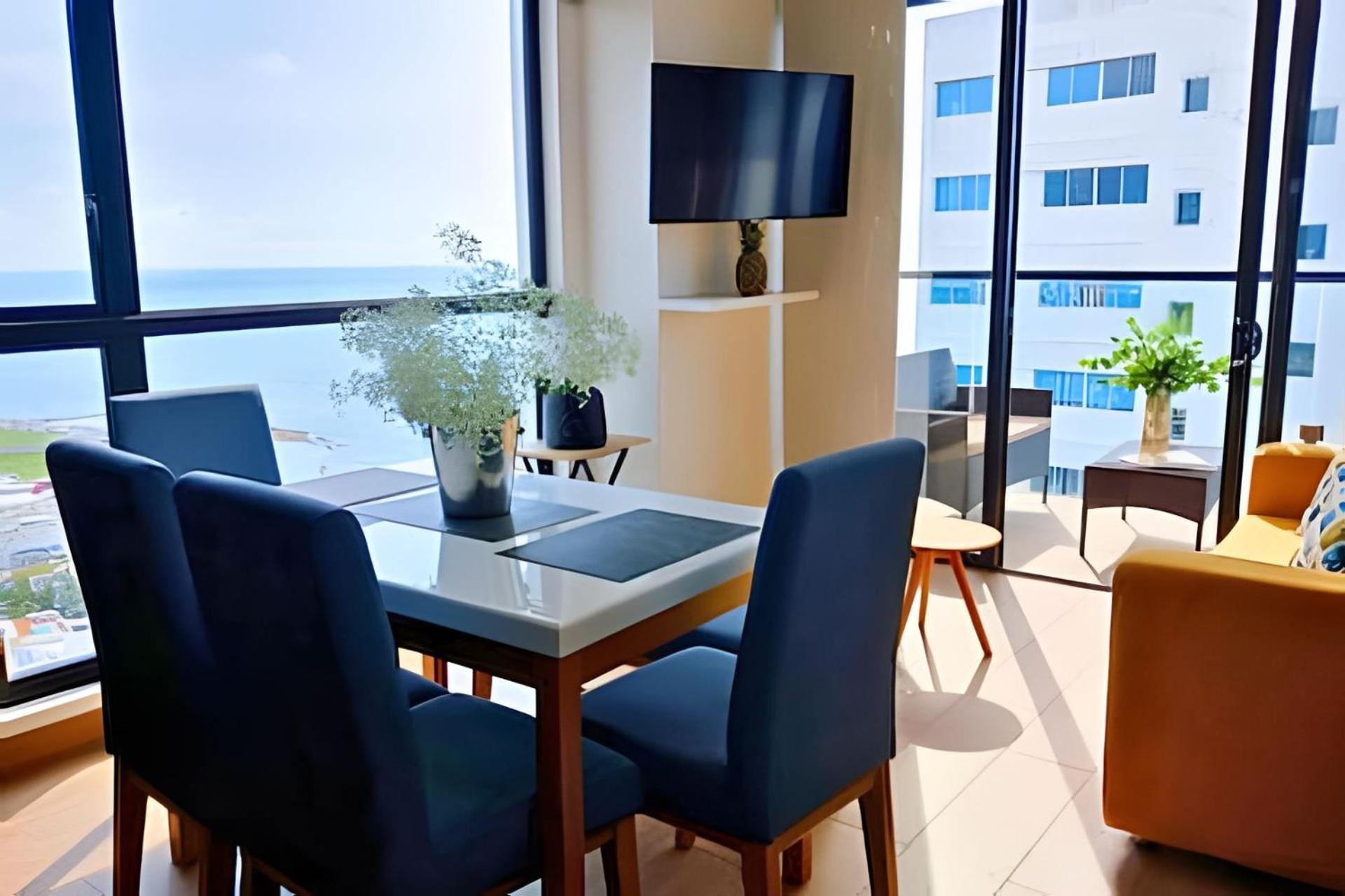 Oceanfront Gem By Walled City, Spectacular Views *